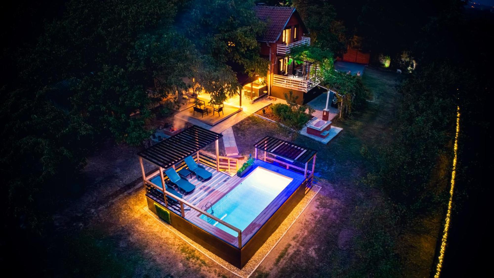 Villa Dijana - Pool, Spa, Outdoor Kitchen Belgrad Zewnętrze zdjęcie