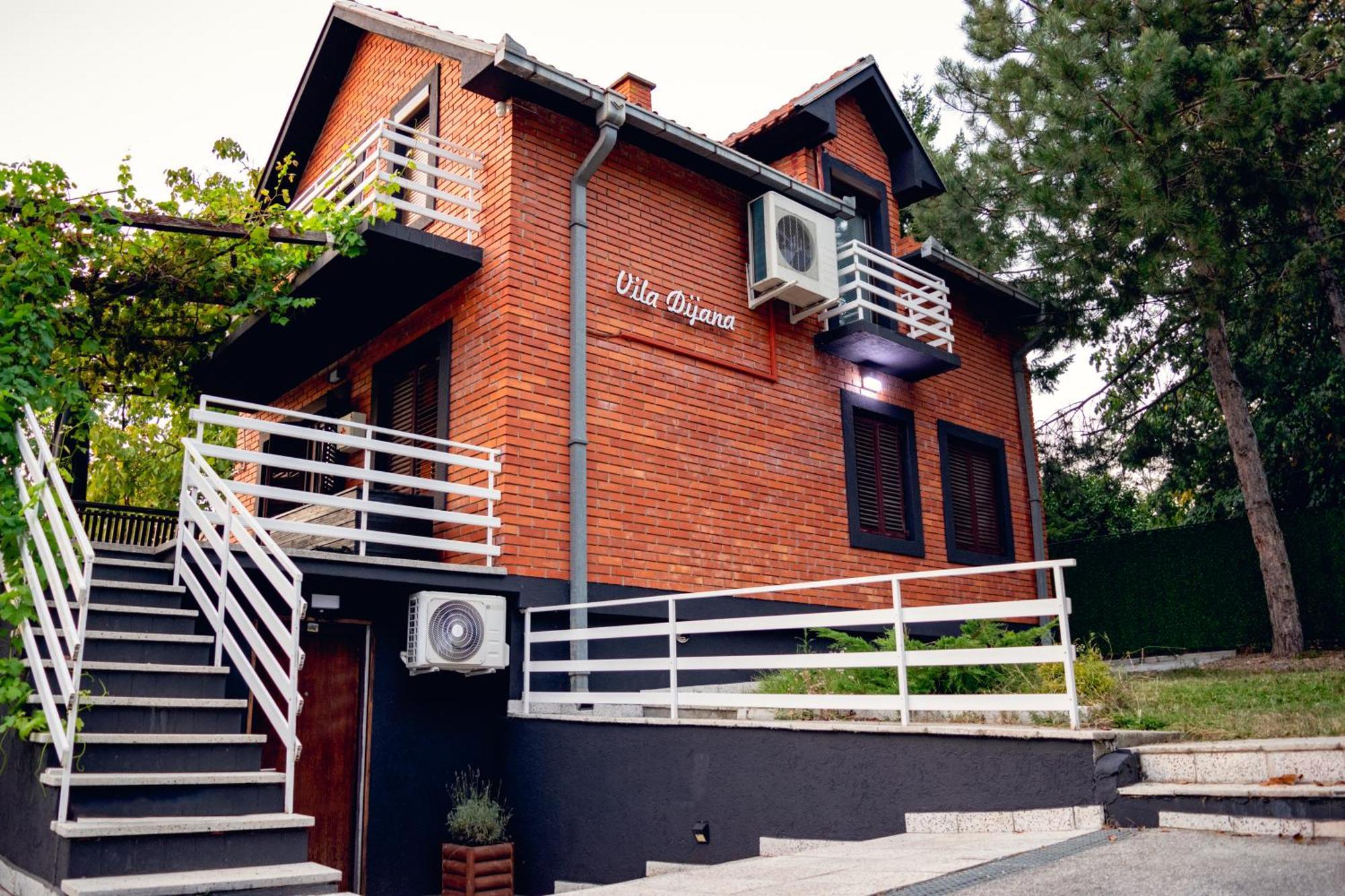 Villa Dijana - Pool, Spa, Outdoor Kitchen Belgrad Zewnętrze zdjęcie